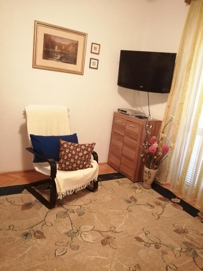 Apartman Mira Daire Baška Dış mekan fotoğraf
