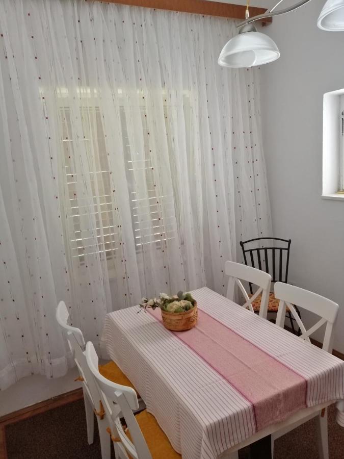 Apartman Mira Daire Baška Dış mekan fotoğraf